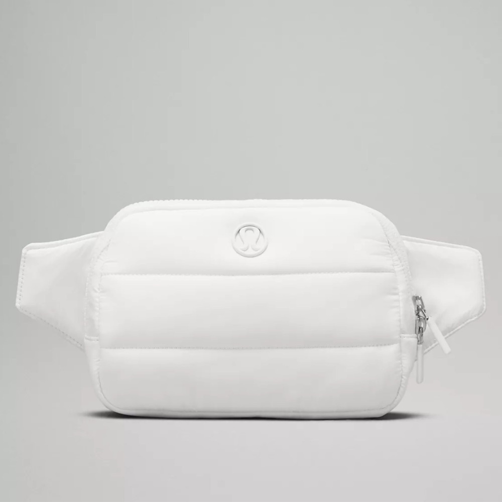 Lululemon Everywhere Belt Bag Large 2L Wunder Puff in White